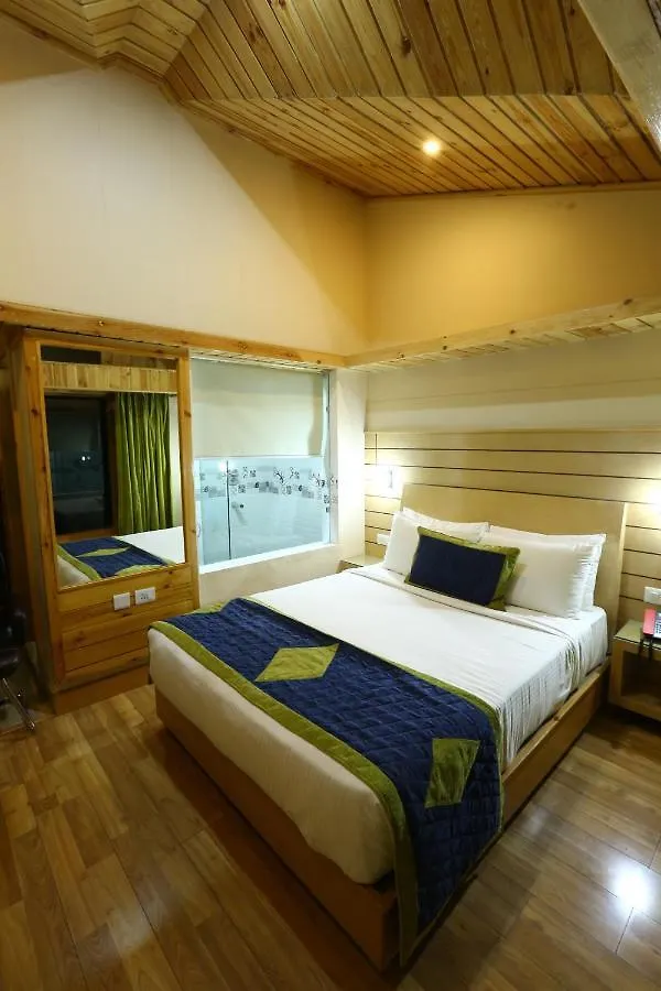 The Byke Nature Vilas Pure Veg Shimla 3*,  Indien